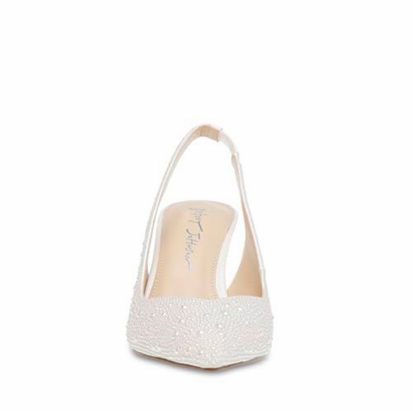 Betsey Johnson Women's Clark Pump, Ivory, 9.5 Wide- wore once basically new - Picture 3 of 11
